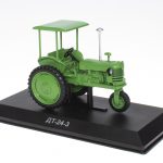 AFRTR089-DT-24-3 1955 IXO voor Hachette schaalmodel 1:43 door IXO voor Hachette - niet geschikt voor kinderen jonger dan 14 jaar